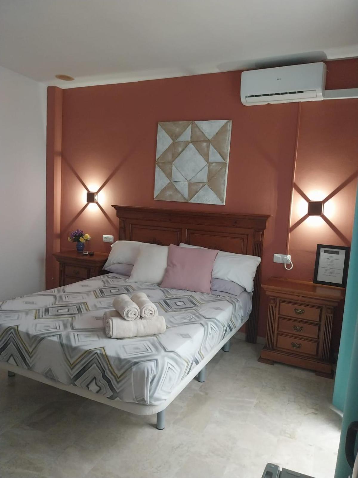 Hostal Montys Nerja Exterior photo